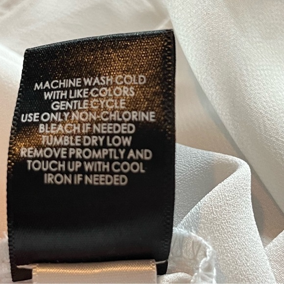 Torrid Sophie Chiffon Swing Cami, White, Size 3 (3X) - Picture 6 of 9